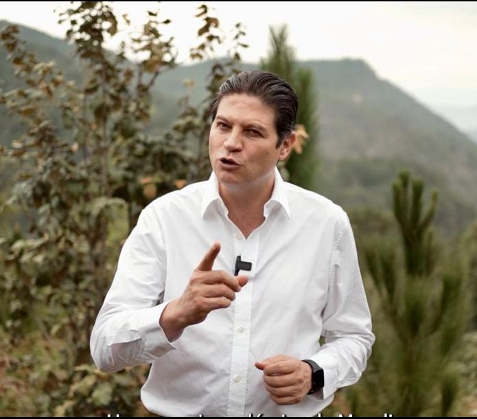 Ordena Alfonso Martínez separación de funcionario acusado de violencia