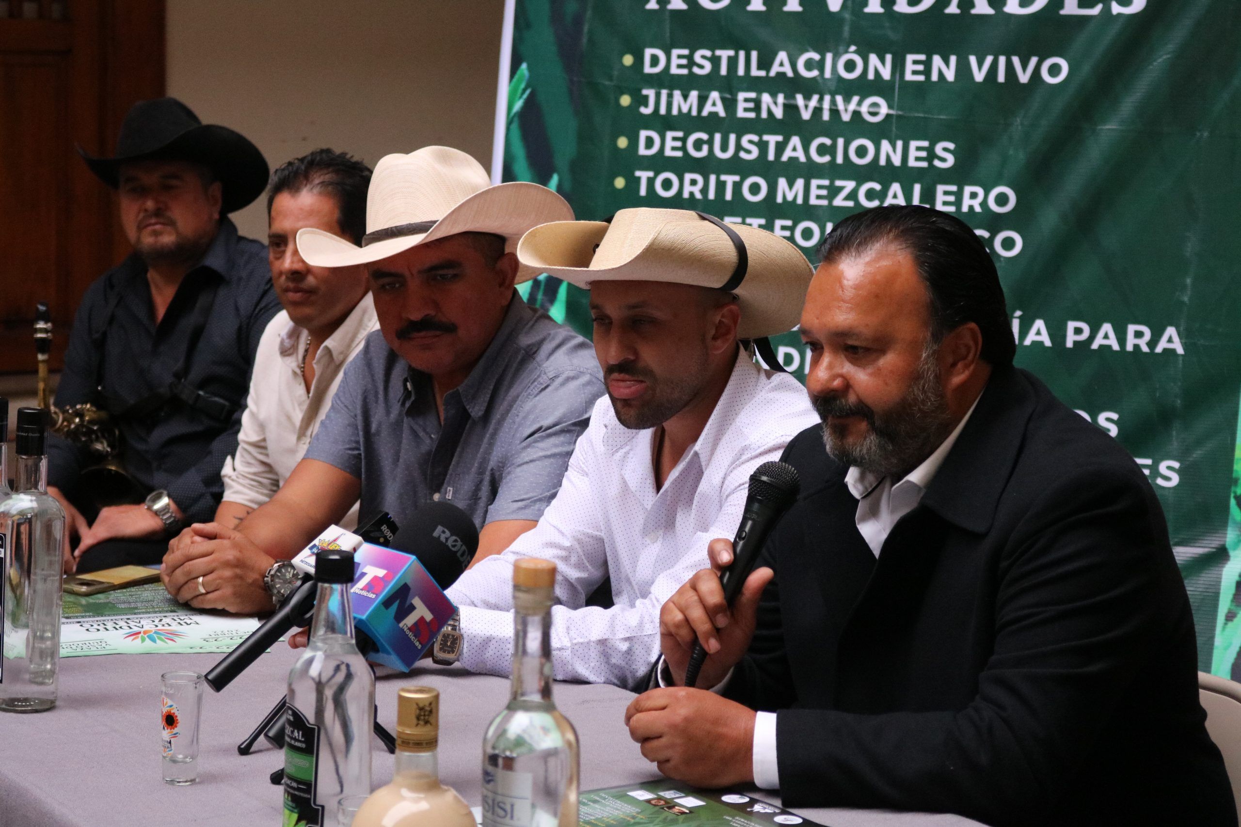 Se reactivan los eventos mezcaleros en municipios de Michoacán