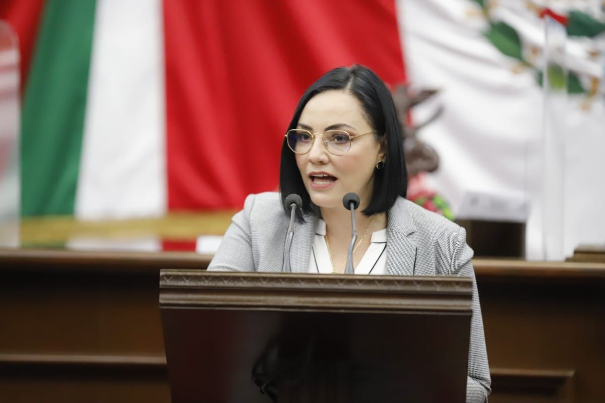 La diputada Adriana Hernández, presentó iniciativa para endurecer penas en delitos contra periodistas