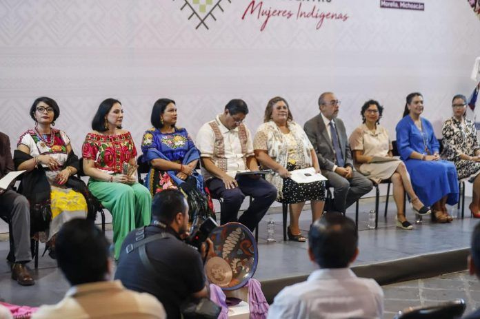 Con reconocimiento a mujeres, inauguran IEM y Congreso de Michoacán Tercer Encuentro de Mujeres Indígenas