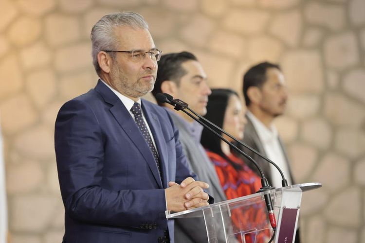 Respetará Bedolla, renuncias de funcionarios que busquen contender en elecciones