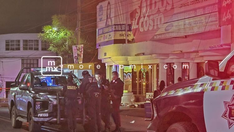 Empistolados matan a dueño de Saldos al Costo, en Morelia