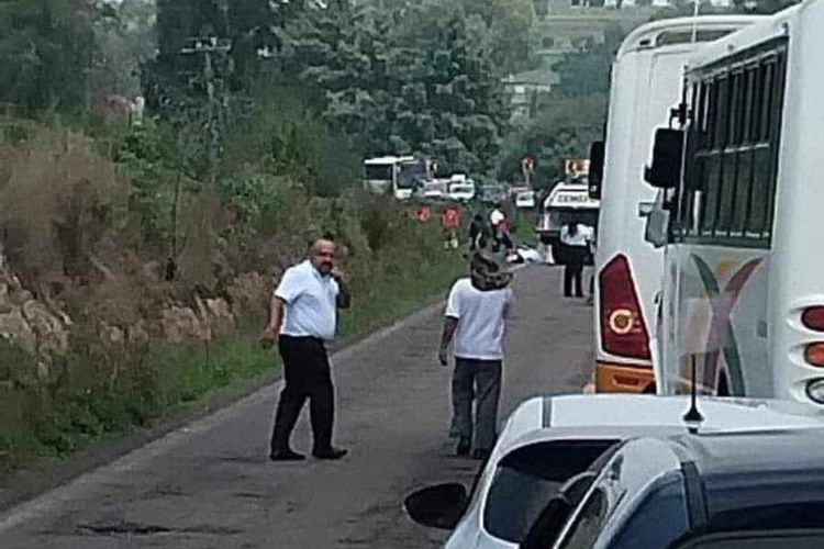 Motociclista muere en accidente carretero en Zinapécuaro 