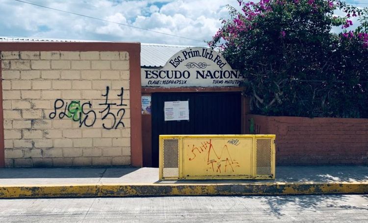 Delincuentes asaltan a padres de familia y maestros en escuela de la Ejidal Isaac Arriaga