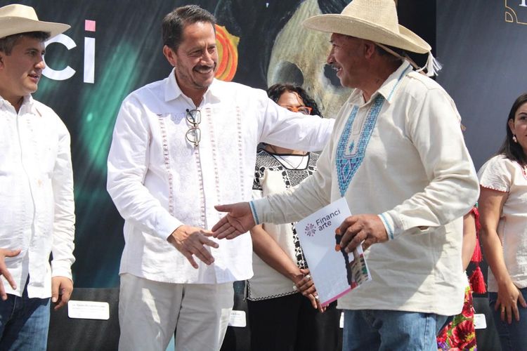 Gobierno de Michoacán reactiva fondo Financiarte para artesanos