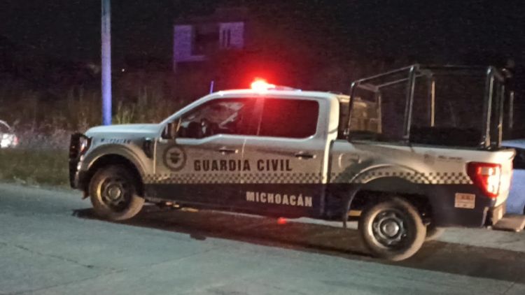 Balean a dos hermanos para robarles su camioneta al Sur de Morelia