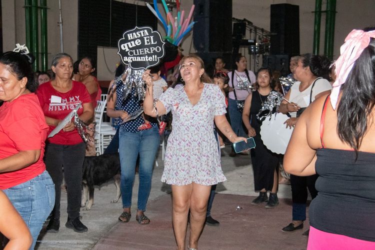 Crónica | Día de las Madres en La Huacana: Amor, música y gratitud en una sola tarde