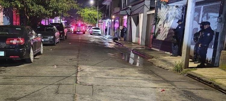Delincuentes balean domicilio en la colonia Ejército Mexicano de Uruapan 