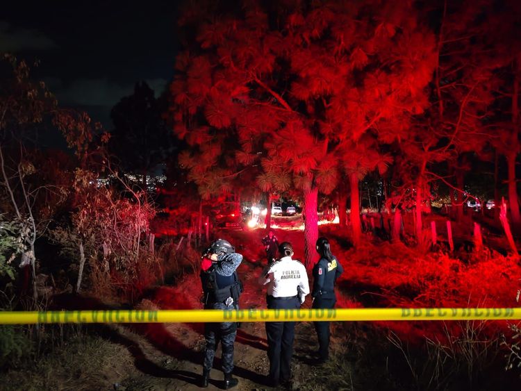 Hallan a hombre asesinado y putrefacto en predio aledaño a Bosques de la Presa, Morelia 