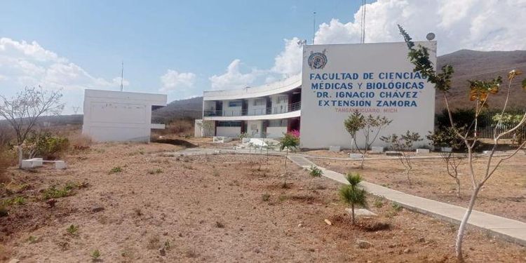 Los estudiantes de la extensión de la Facultad de Medicina en Tangancícuaro contará con mejores instalaciones
