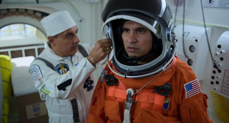 "A millones de kilómetros de distancia" la inspiradora historia del astronauta José Hernández